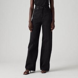 Levi's Women's High-Rise Cinch Baggy Jeans
Capturing Moments Size 26